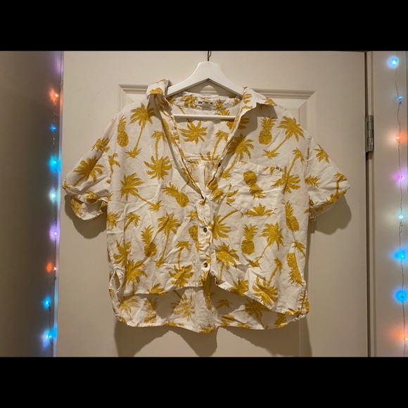 Billabong Tops - Billabong cropped button up